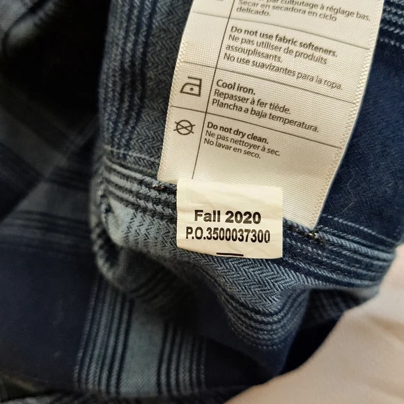 NWOT Carhartt brand "The Mad For Plaid" button-down Shacket shirt size 2XL.